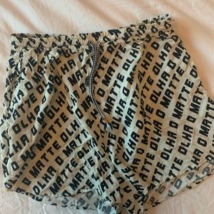 Farm Rio Lounge/Beach Shorts in Size M